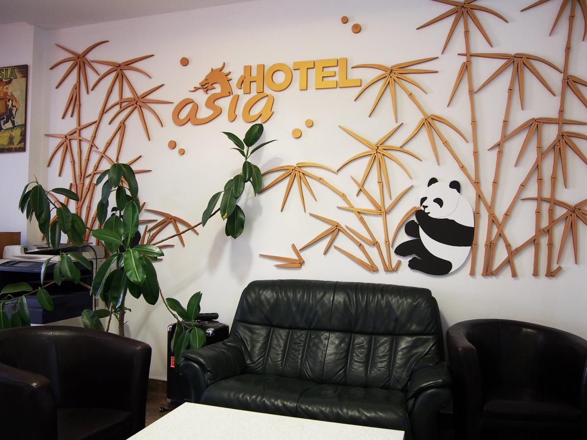 Asia Hotel Târgu Jiu Extérieur photo